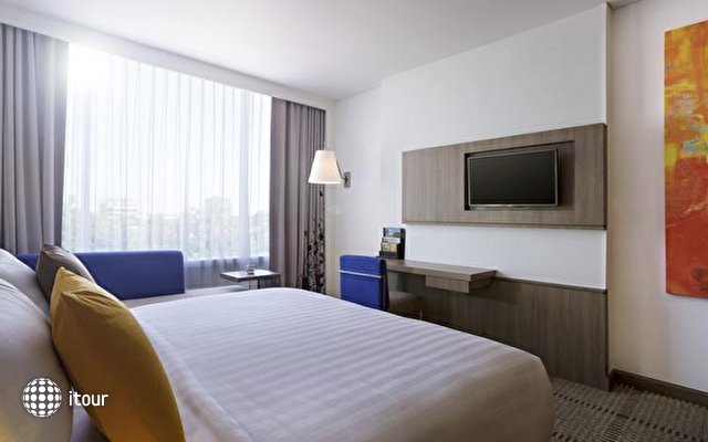 Novotel Istanbul Bosphorus Hotel 11