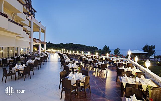Justiniano Deluxe Resort 6
