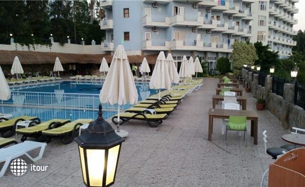 Club Eva Hotel 4