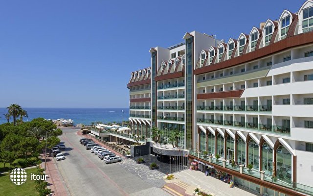Asia Beach Resort & Spa Hotel 10