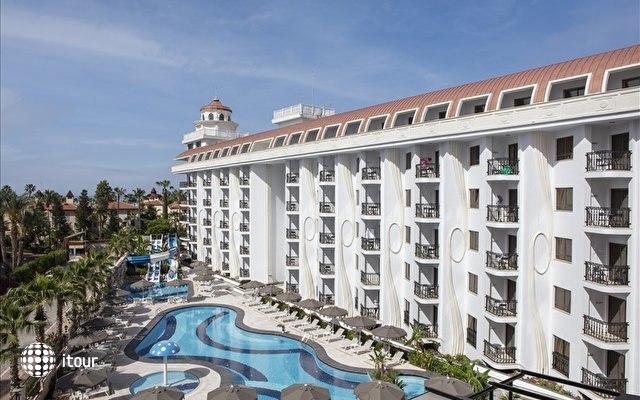 Blue Marlin Deluxe Spa & Resort 1