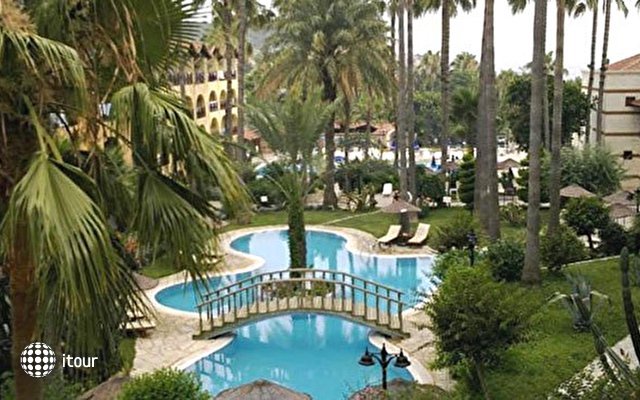 Green Paradise Beach Hotel 3