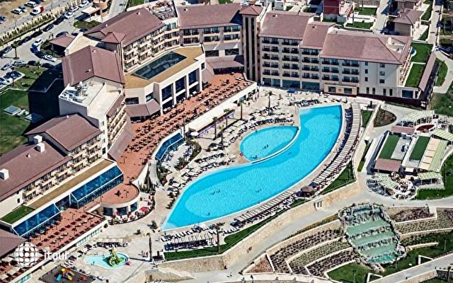 Euphoria Aegean Resort & Spa 2