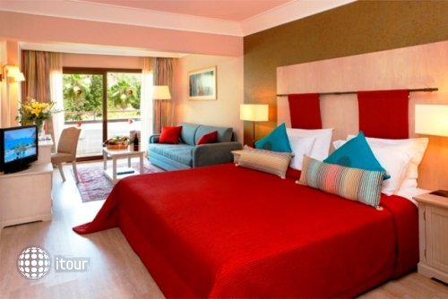 Marti Resort De Luxe 3