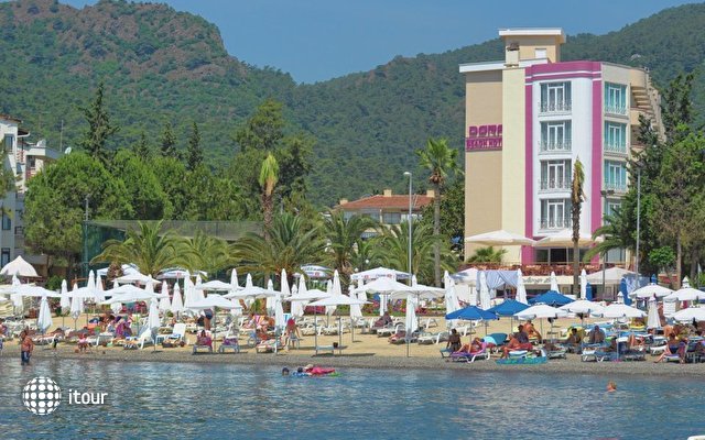 Dora Beach Hotel 2