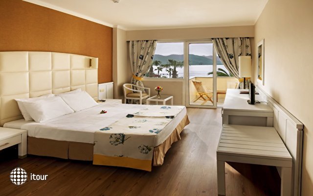 Fortezza Beach Resort 5