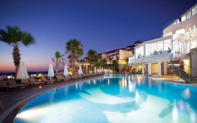 Delta Beach Resort Hotel 7