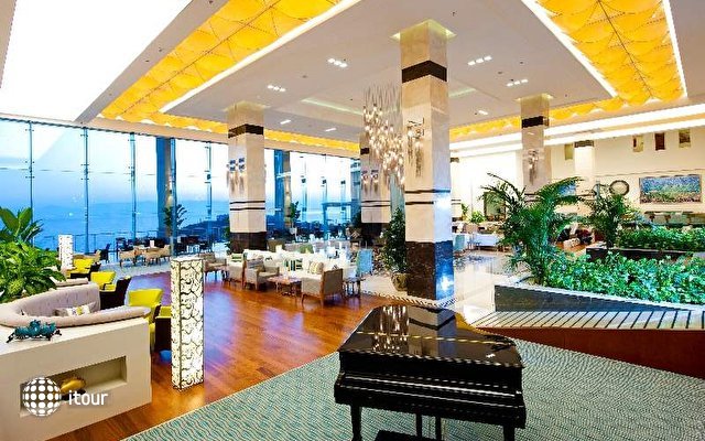 Hilton Bodrum Turkbuku Resort & Spa 12
