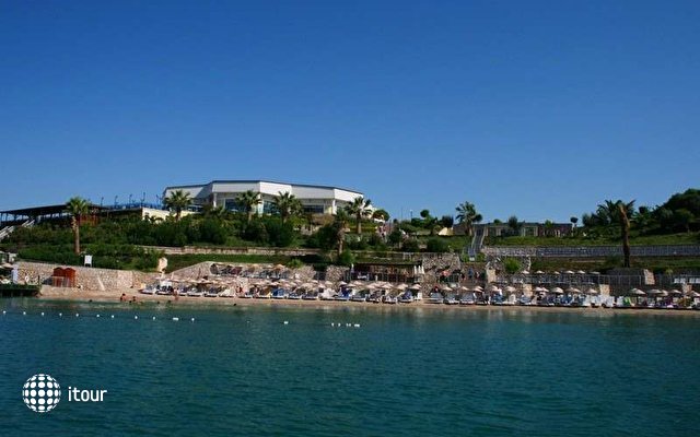 Palm Wings Beach Resort‎ 3