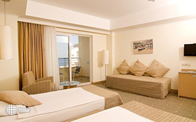 Sealight Resort Hotel 10