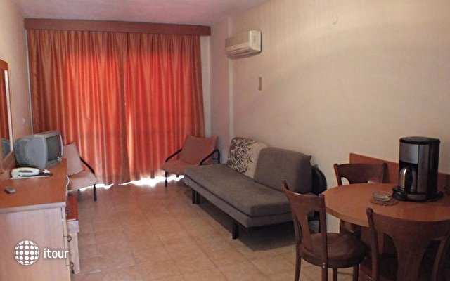 Tuntas Family Suites Kusadasi 15