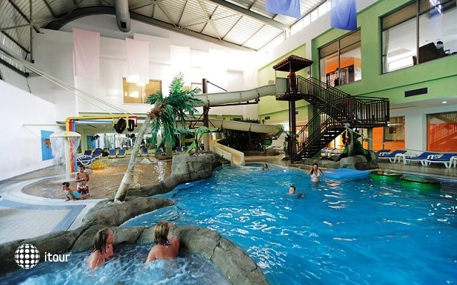 Aqua Fantasy Aquapark Hotel & Spa 45