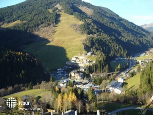 Interstar Alpin & Golfhotel -jausern 26