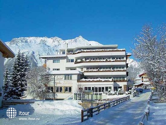 Alpen Comfort Hotel Central 1