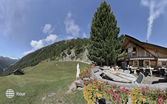 Das Central Alpin Luxury Life Hotel 13