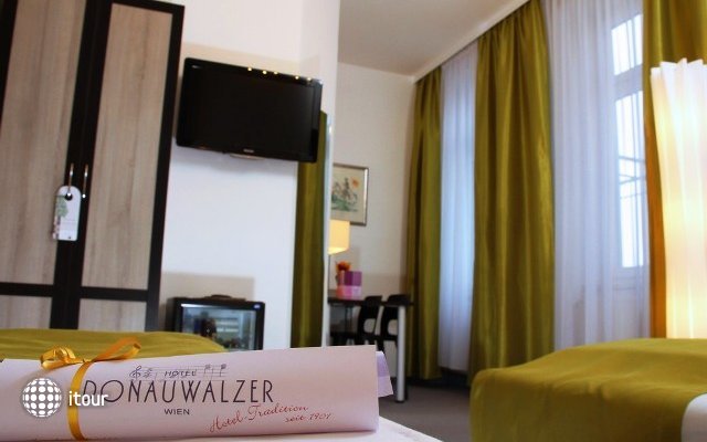 Hotel Donauwalzer 33