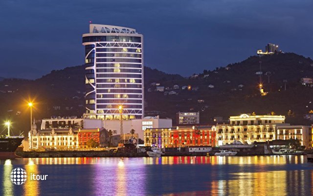 Leogrand Hotel & Casino Batumi  1