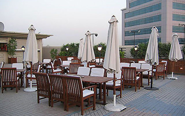 Movenpick Hotel Bur Dubai 17