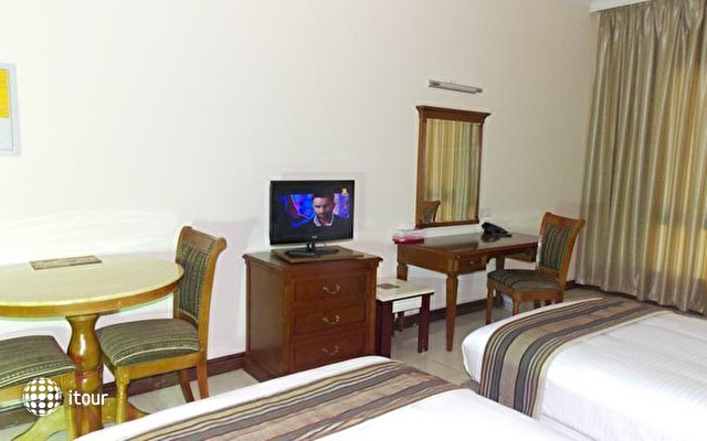 Moon Valley Hotel Apartments Dubai 11