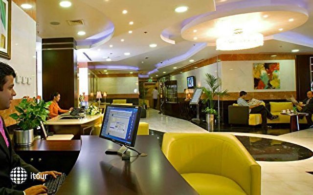 Al Khoory Executive Hotel Al Wasl 4