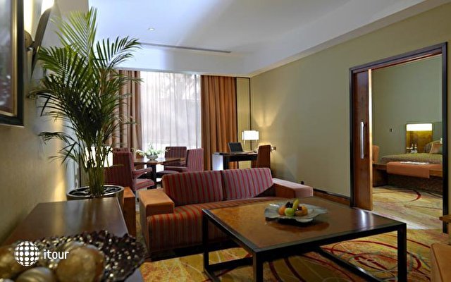 Millenium Airport Hotel 39