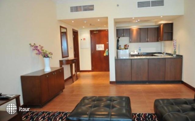 Cassells Al Barsha Hotel 12