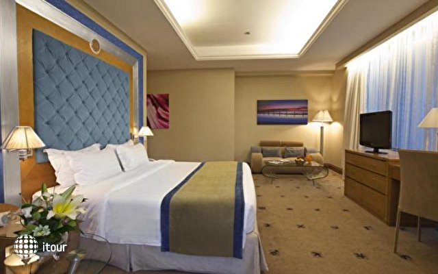 Byblos Hotel Al Barsha Dubai 16