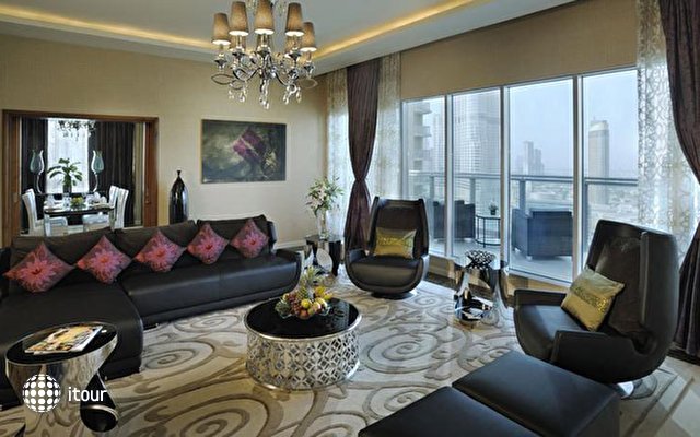 Ramada Downtown Dubai 13