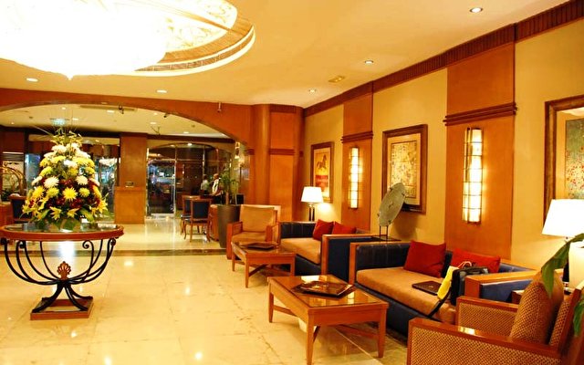 The Country Club Hotel Dubai 6