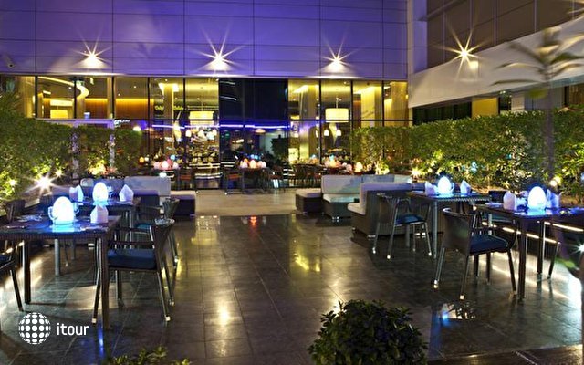 Novotel Suites Dubai Mall Of The Emirates 15