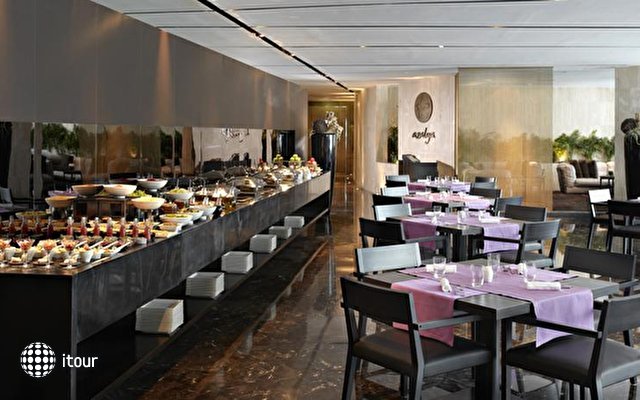 Melia Dubai 25