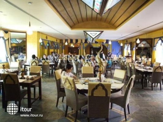 Ramee Guestline Hotel Al Riqqa 19