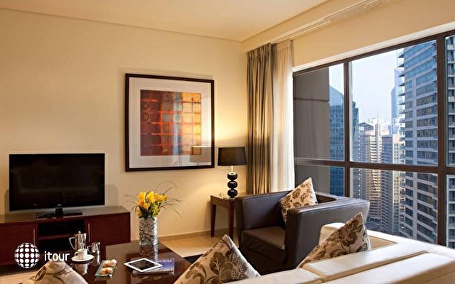 Ramada Plaza Jumeirah Beach Residence 29