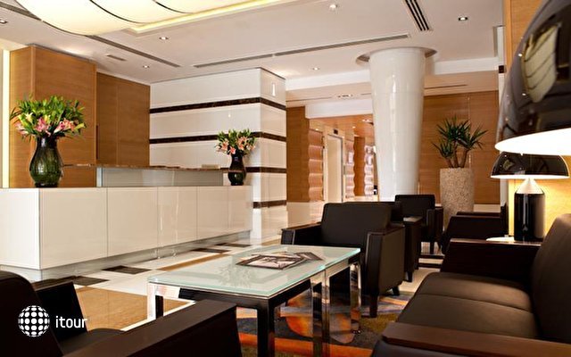 Ramada Plaza Jumeirah Beach Residence 42