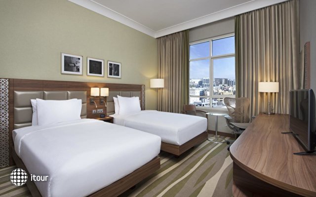 Hilton Garden Inn Dubai Al Muraqabat 13