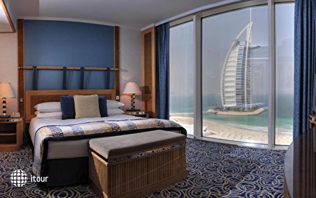 Jumeirah Beach Hotel 21