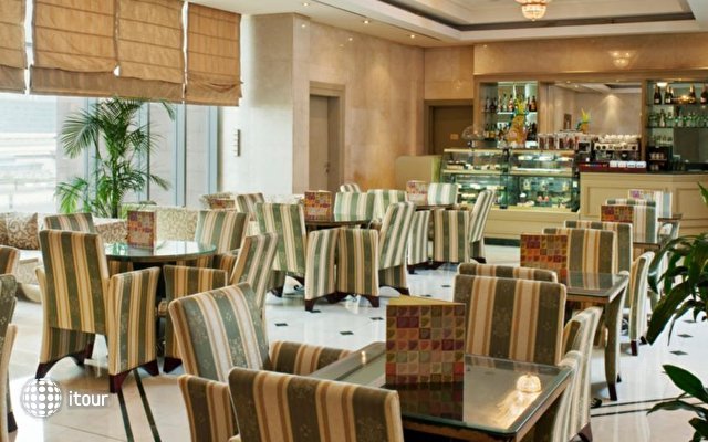 Crowne Plaza Dubai Sheikh Zayed Road 14