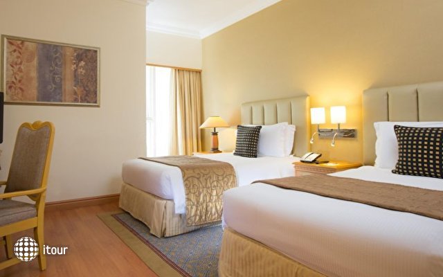 Crowne Plaza Dubai Sheikh Zayed Road 37