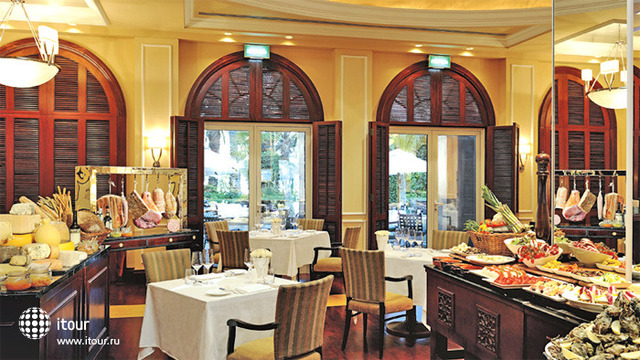 Ritz Carlton Dubai 5