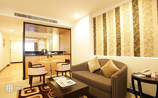 Savoy Suites Hotel Apartment 17