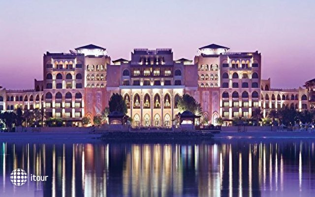 Shangri-la Hotel Qaryat Al Beri 29