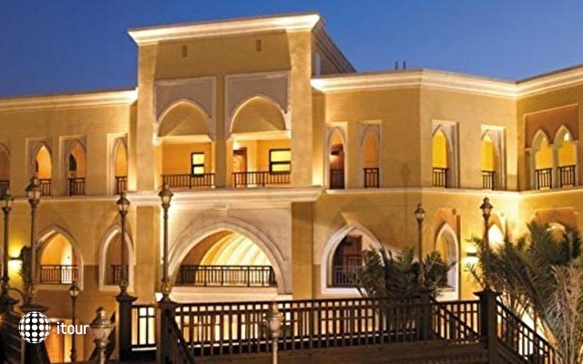 Shangri-la Hotel Qaryat Al Beri 31