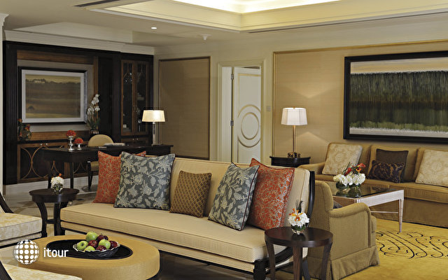 Ritz Carlton Abu Dhabi 6