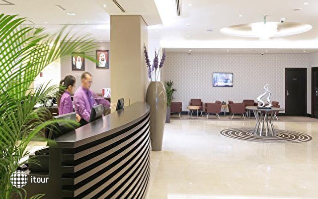 Premier Inn Abu Dhabi International Airport 5