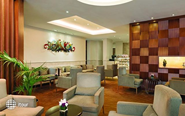 Ramada Hotel Abu Dhabi 8