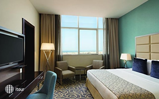 Ramada Hotel Abu Dhabi 14