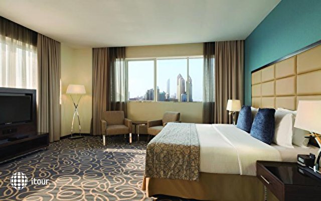 Ramada Hotel Abu Dhabi 12