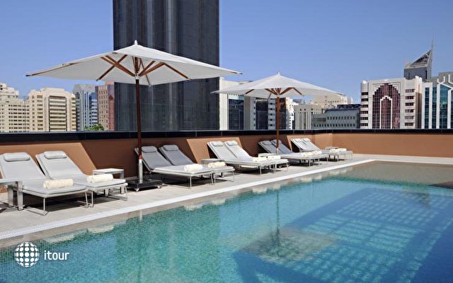 Courtyard By Marriott Abu Dhabi 2