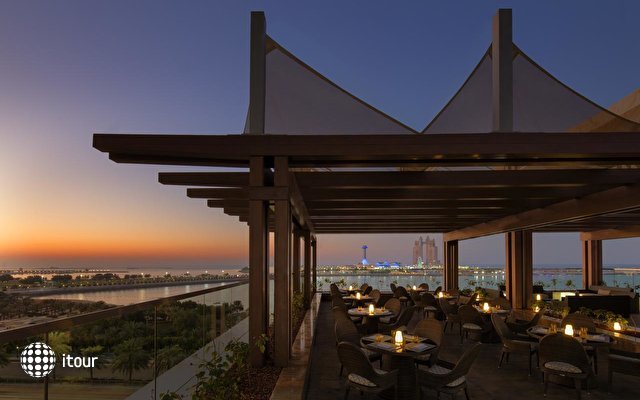 St. Regis Hotel Abu Dhabi 8