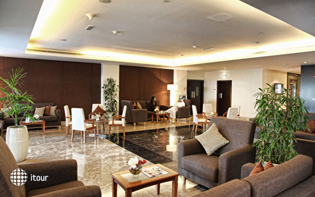 Mafraq Hotel 4